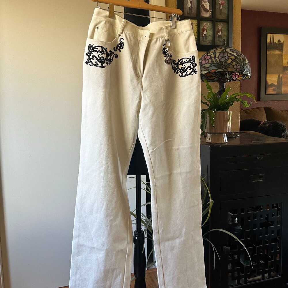 St. John Sport White Straight-Leg Pants with Embroidery